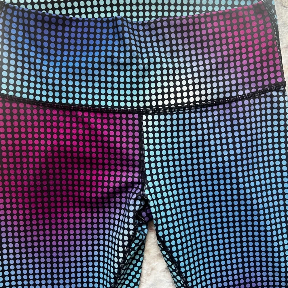 lululemon athletica Blue and Purple Wunder Under Gradient Leggings EUC 10